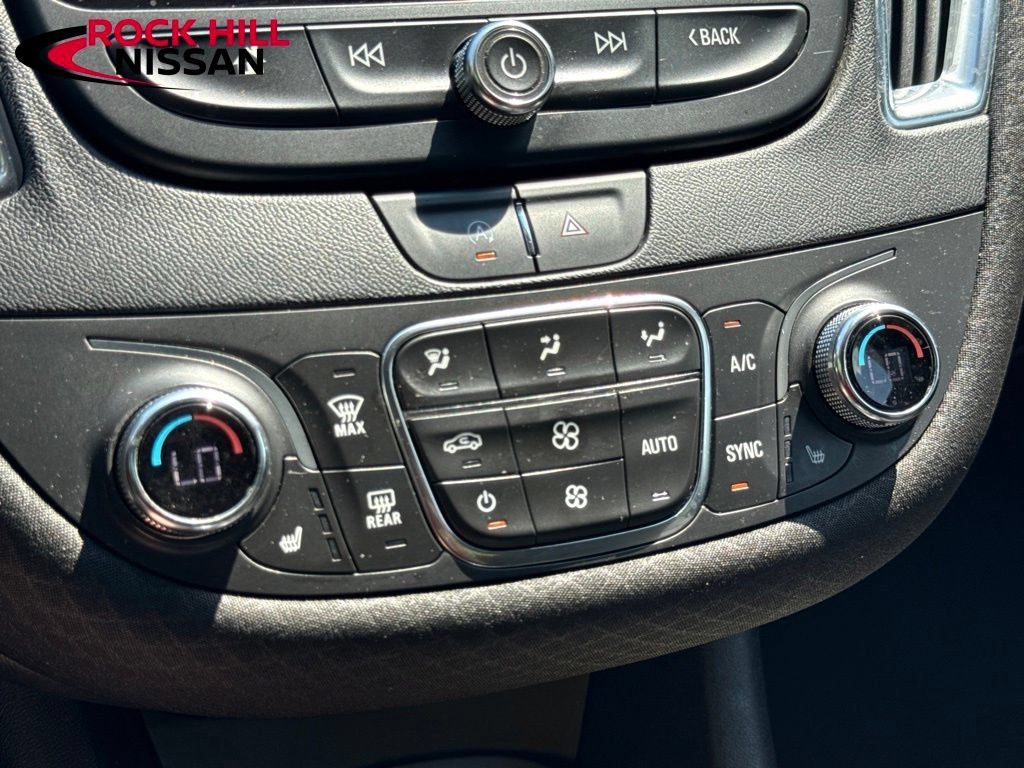 Used 2020 Chevrolet Malibu LT FWD image 22