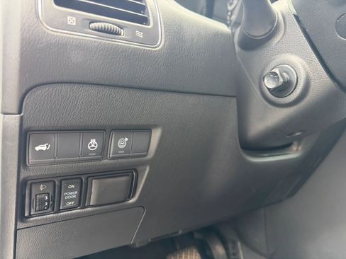 Used 2018 INFINITI QX80 2WD w/ Driver Assistance Package image 22