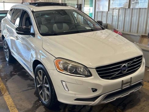 Used 2017 Volvo XC60 T6 Dynamic w/ Preferred Option Package image 2