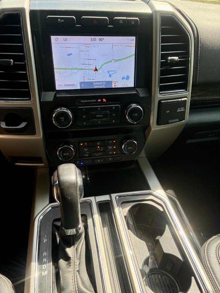 Used 2020 Ford F150 Lariat RWD image 5