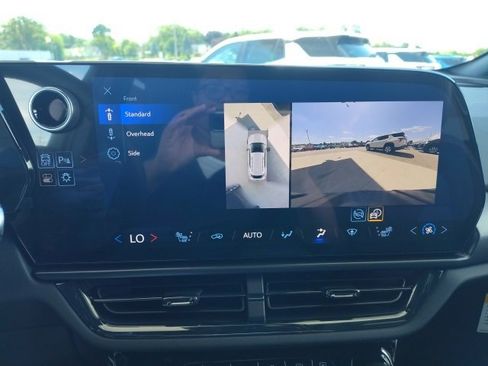 New 2025 Chevrolet Equinox EV RS image 34