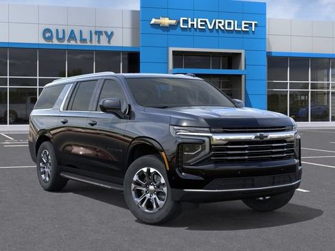 New 2026 Chevrolet Suburban LT w/ LPO, Dark Essentials Package AWD/4WD image 7