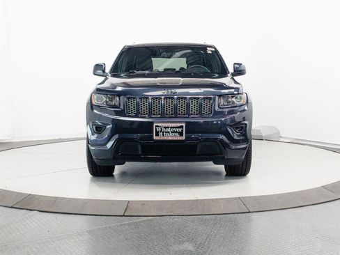 Used 2015 Jeep Grand Cherokee Altitude AWD/4WD image 2