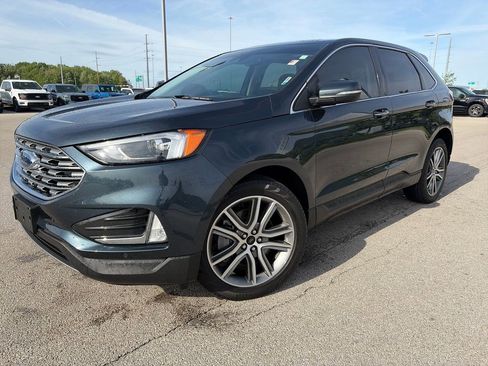 Used 2024 Ford Edge Titanium AWD/4WD image 3