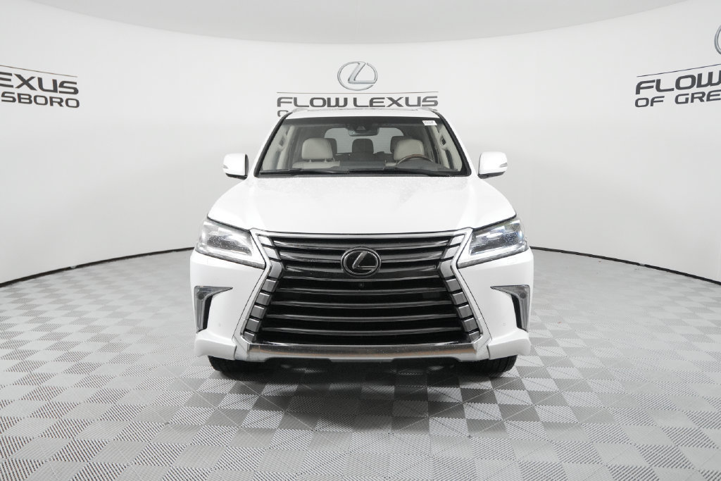 Used 2018 Lexus LX 570 4WD w/ Luxury Package image 2