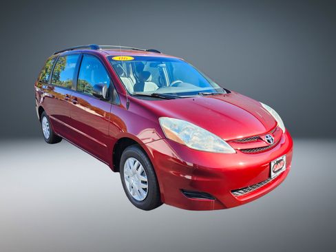Used 2006 Toyota Sienna image 1