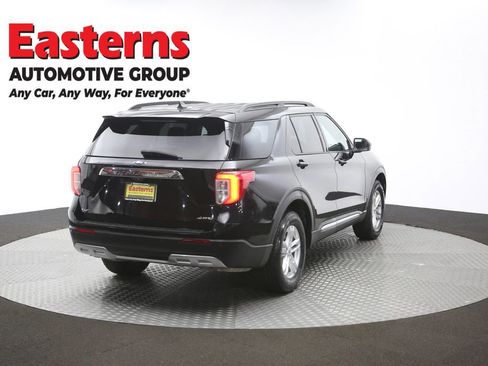 Used 2023 Ford Explorer XLT w/ Equipment Group 202A AWD/4WD image 39