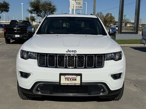 Used 2017 Jeep Grand Cherokee Limited image 10