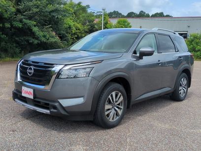 Used 2025 Nissan Pathfinder SL