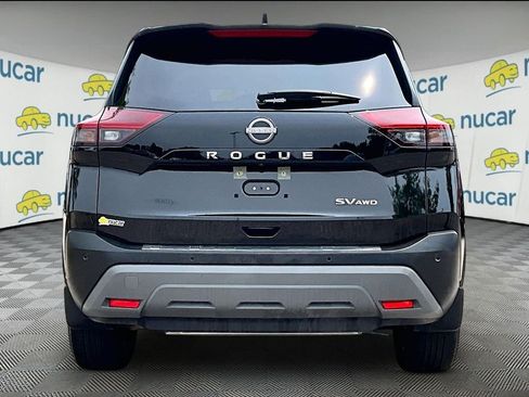 Used 2023 Nissan Rogue SV AWD/4WD image 5