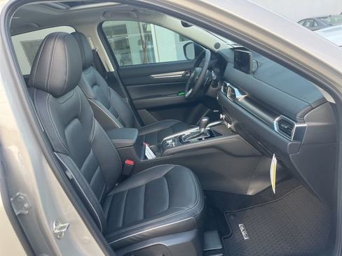 New 2025 MAZDA CX-5 AWD 2.5 S w/ Premium Plus Pkg image 30