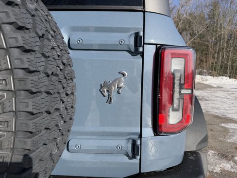 New 2025 Ford Bronco Outer Banks w/ Sasquatch Package image 4