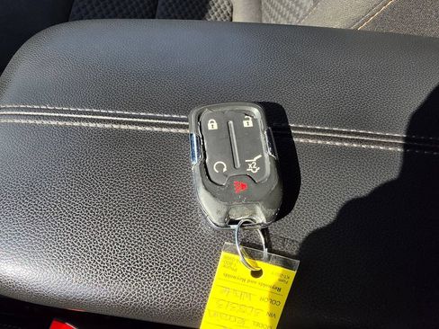 Used 2020 GMC Terrain SLE w/ Driver Convenience Package AWD/4WD image 10