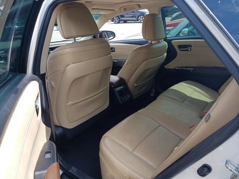 Used 2013 Toyota Avalon Limited FWD image 9