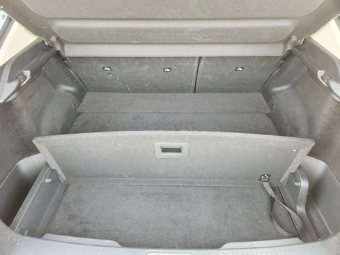 Used 2024 Nissan Ariya FWD image 26