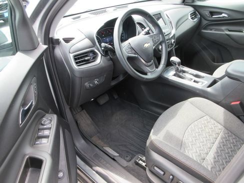 Used 2024 Chevrolet Equinox LT w/ LPO, Floor Liner Package FWD image 12