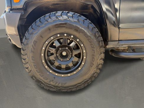 Used 2006 HUMMER H3 AWD/4WD image 24