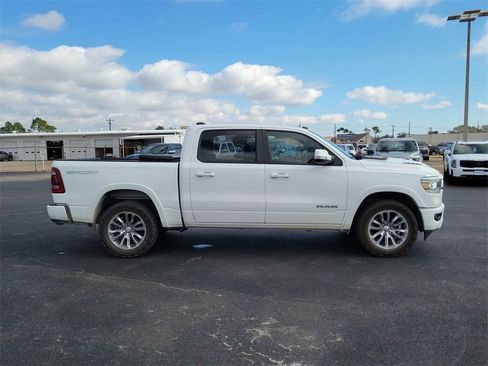 Used 2022 RAM 1500 Laramie w/ Sport Appearance Package image 18