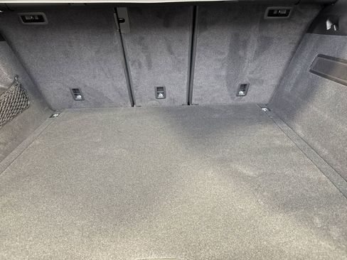 New 2026 Porsche Cayenne image 17