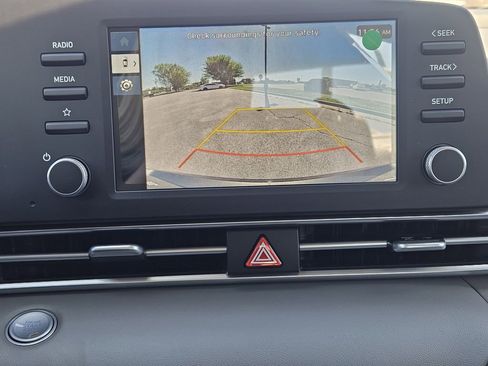 New 2026 Hyundai Elantra Sport FWD image 17