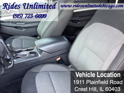 Used 2017 Ford Explorer XLT FWD image 21