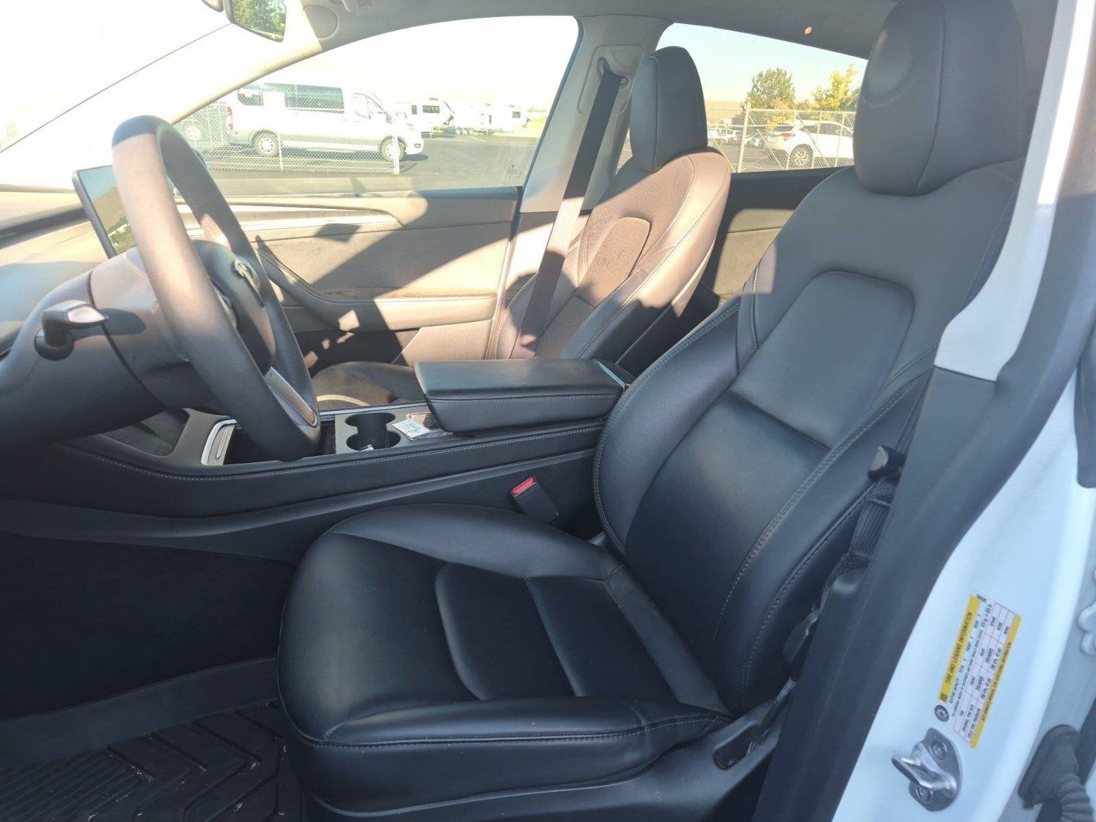 Used 2023 Tesla Model Y Long Range AWD/4WD image 5