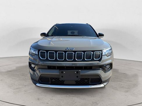Used 2022 Jeep Compass Limited AWD/4WD image 2