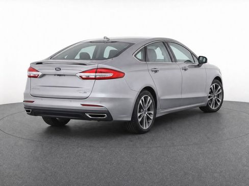Used 2020 Ford Fusion Titanium AWD/4WD image 21
