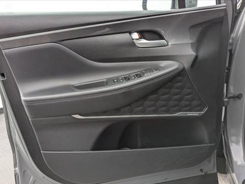 Used 2023 Hyundai Santa Fe SEL w/ Premium Package image 13