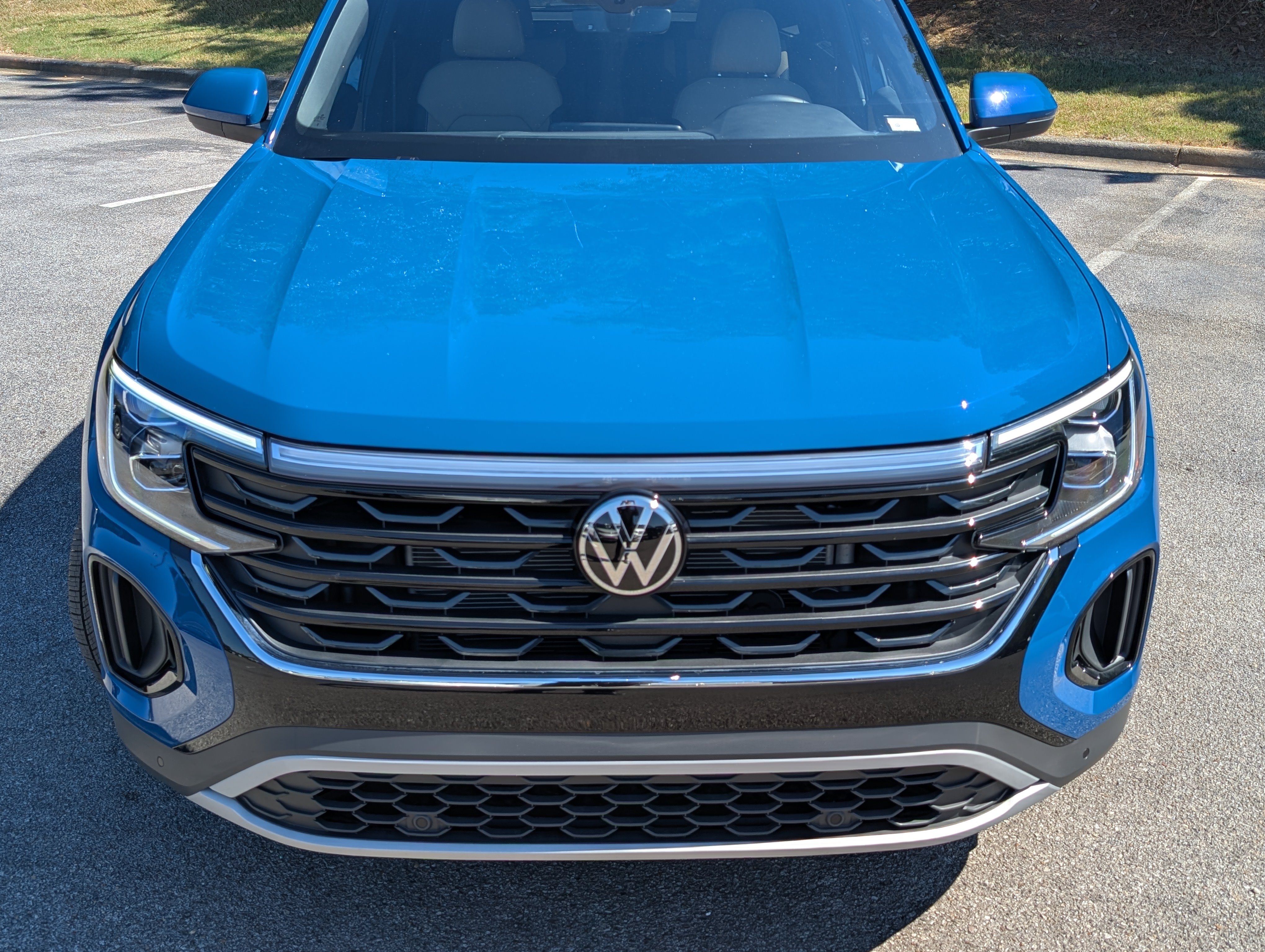 Used 2026 Volkswagen Atlas Cross Sport SE w/ Panoramic Sunroof Package AWD/4WD image 12