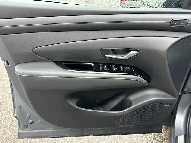New 2026 Hyundai Tucson Limited FWD image 9