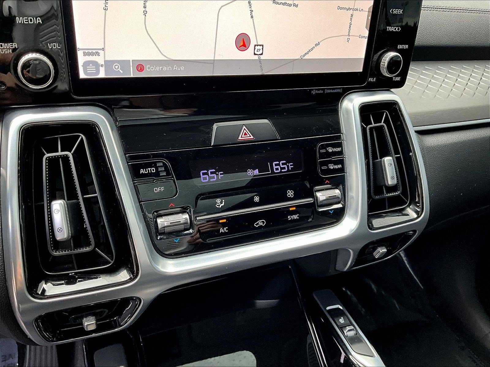 Used 2021 Kia Sorento SX FWD image 17