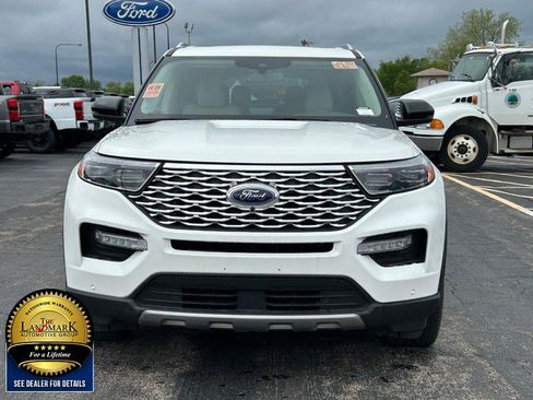 Used 2022 Ford Explorer Platinum w/ Class IV Trailer Tow Package image 2
