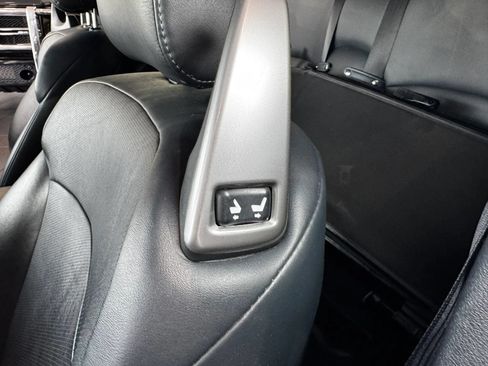 Used 2013 Lexus IS 250C w/ Luxury Pkg RWD image 12