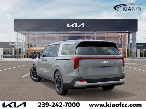 New 2026 Kia Carnival EX image 4