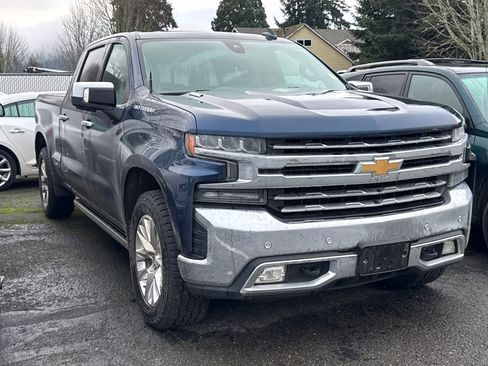 Used 2020 Chevrolet Silverado 1500 LTZ w/ LTZ Premium Package image 2