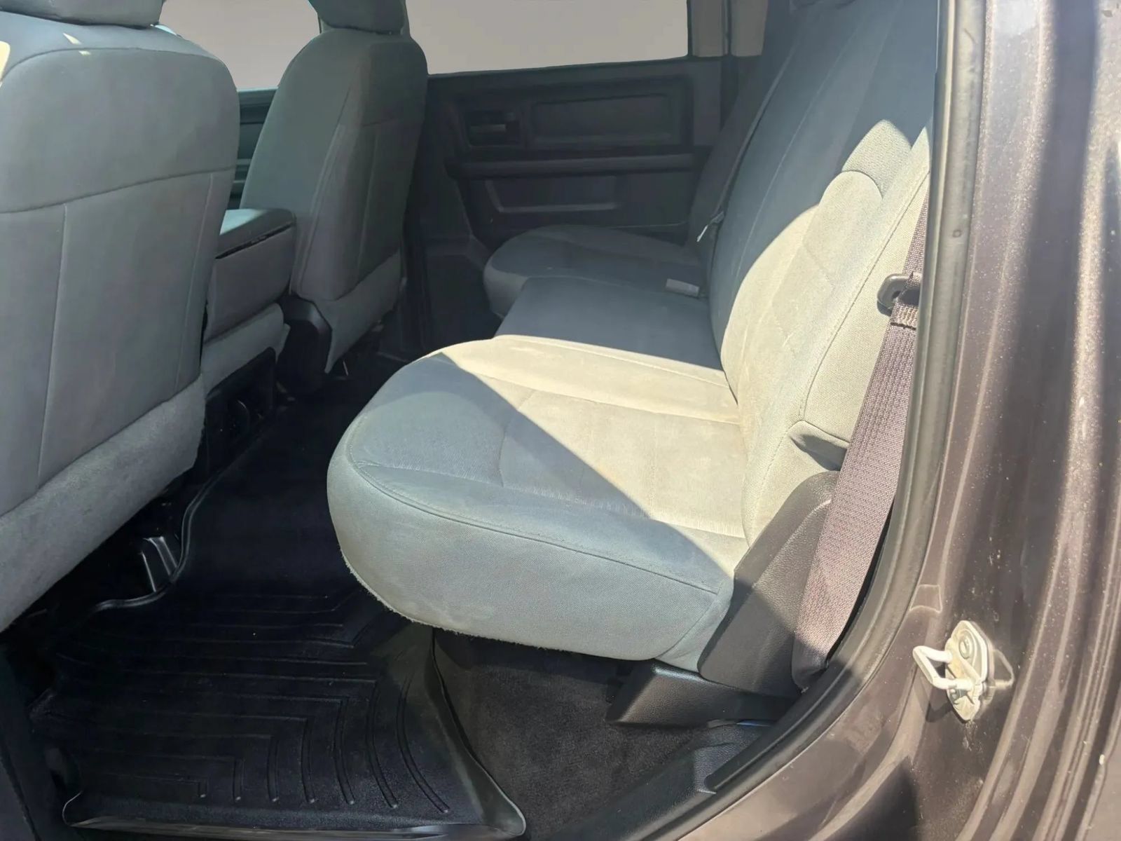 Used 2015 RAM 3500 Tradesman w/ Chrome Appearance Group AWD/4WD image 20