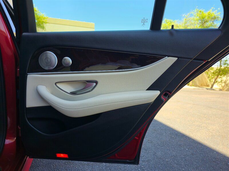 Used 2019 Mercedes-Benz E 300 w/ Premium 1 Package image 30