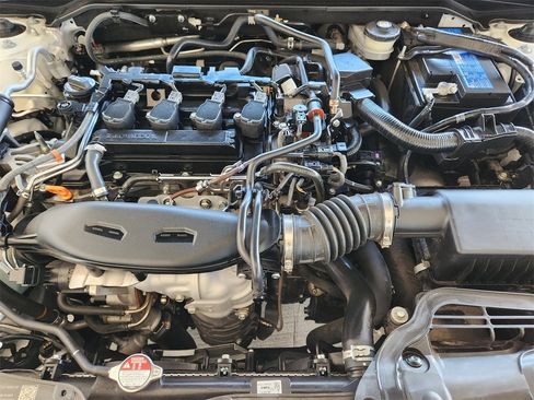 Certified 2024 Honda Civic EX-L image 30