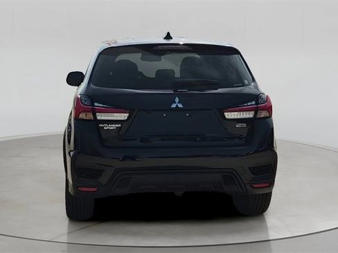 Used 2025 Mitsubishi Outlander Sport LE image 4