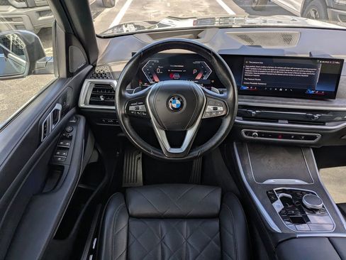 Used 2024 BMW X5 xDrive40i AWD/4WD image 18