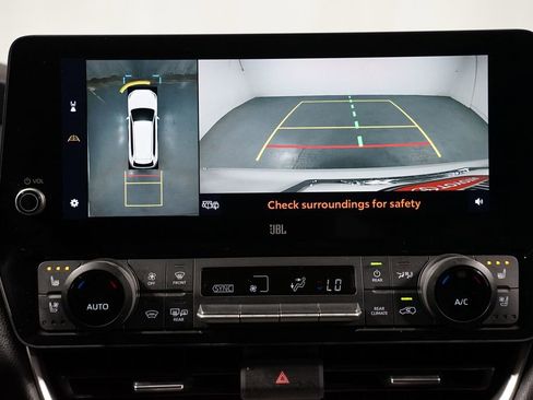 Used 2024 Toyota Grand Highlander Limited image 19