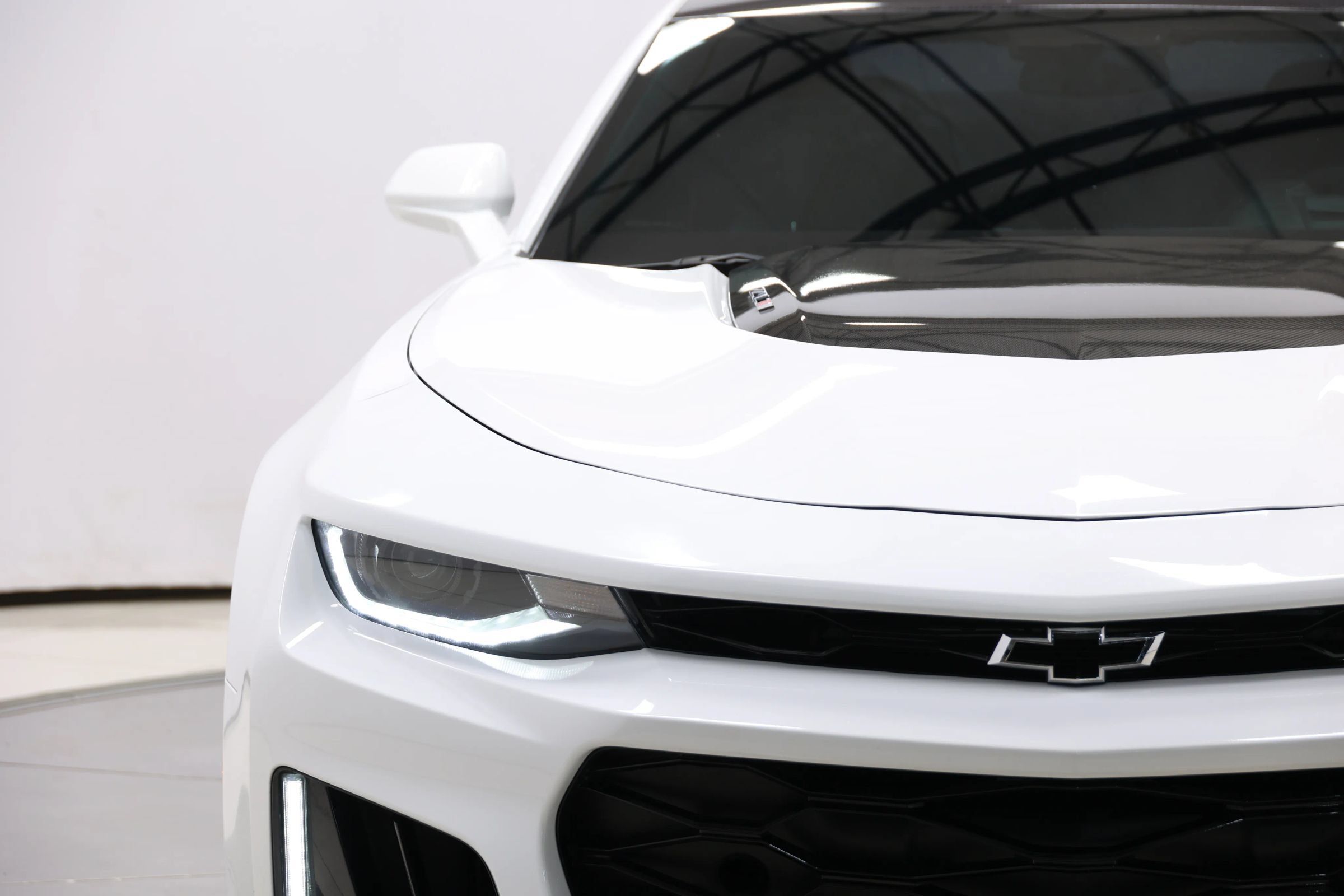 Used 2018 Chevrolet Camaro ZL1 RWD image 99