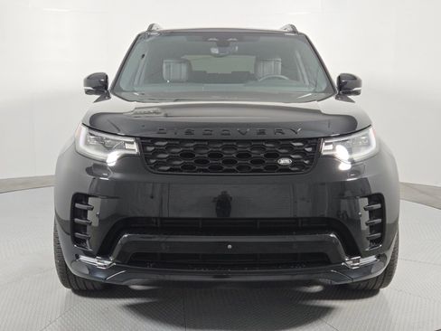 Used 2025 Land Rover Discovery Dynamic SE AWD/4WD image 8