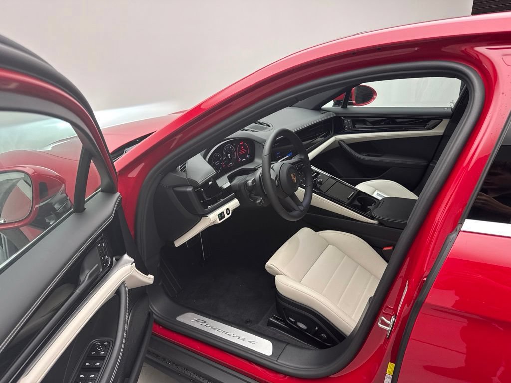 New 2026 Porsche Panamera RWD image 6