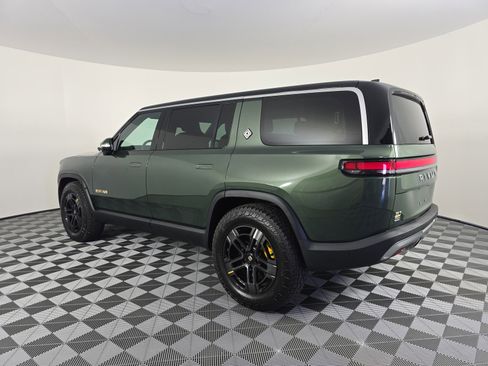 Used 2023 Rivian R1S Adventure image 3
