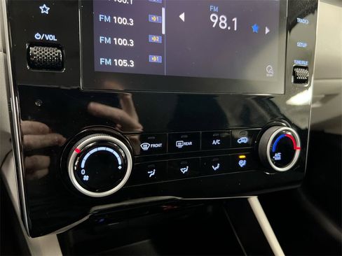 Used 2022 Hyundai Tucson SEL image 16