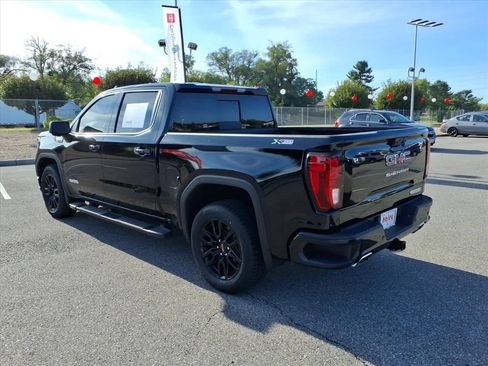 Used 2025 GMC Sierra 1500 Elevation w/ Elevation Premium Package AWD/4WD image 7