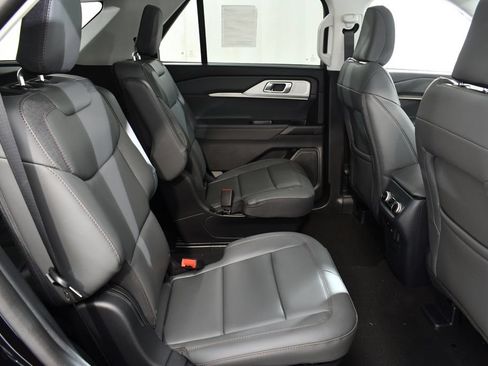 New 2026 Ford Explorer Active w/ Active Comfort Package AWD/4WD image 19