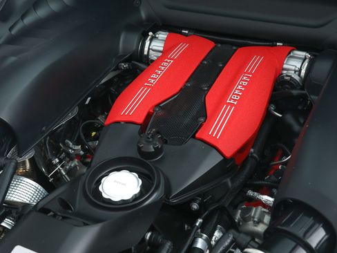 Used 2017 Ferrari 488 GTB RWD image 34